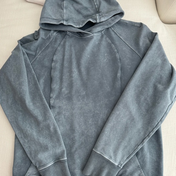 lululemon athletica Tops - Lululemon Scuba Pullover Hoodie